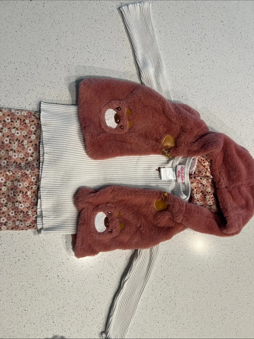 5/$35 used Little Lass baby 24 months old 3 piece outfit (no callouts) babygirl